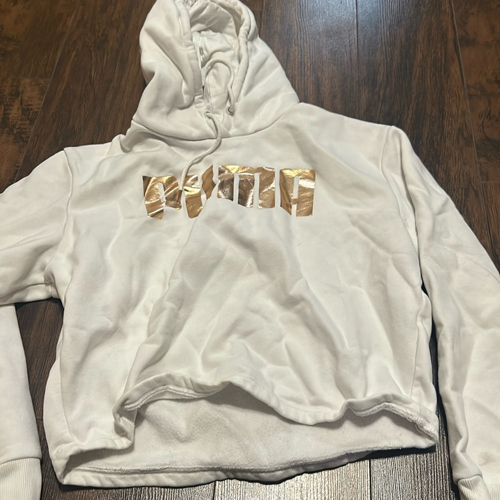 Cropped, white and rose gold puma sweatshirt
